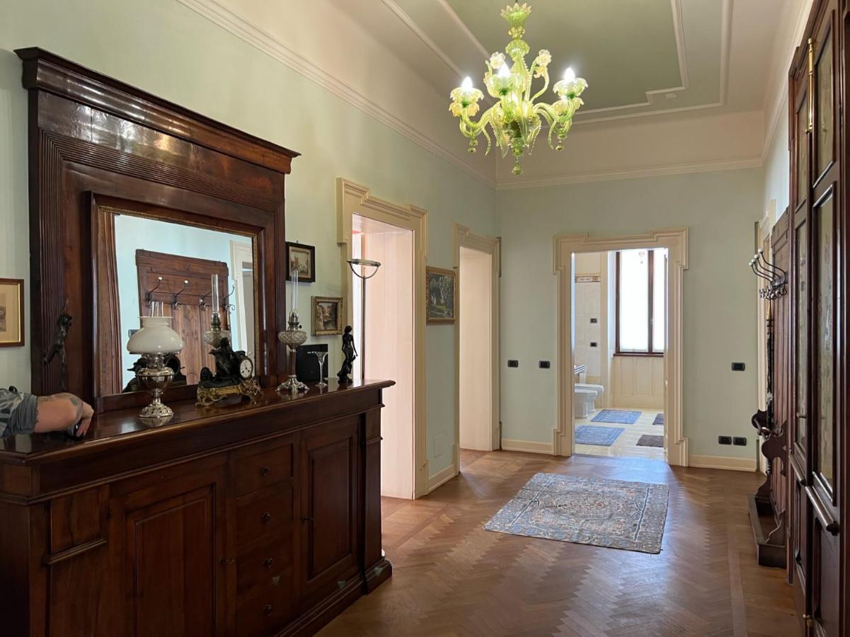 Residenza Porta Brescia Villa Peschiera del Garda Luaran gambar