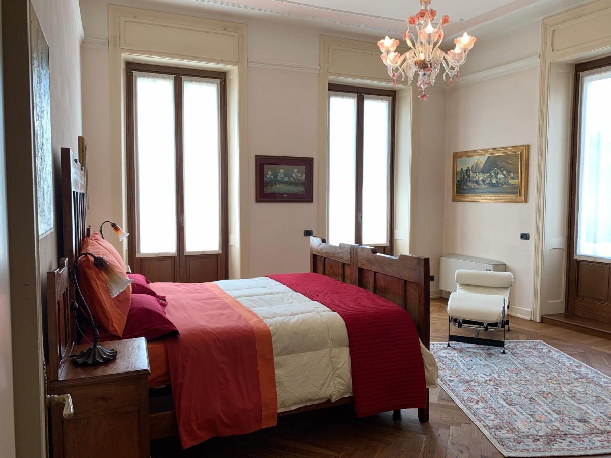 Residenza Porta Brescia Villa Peschiera del Garda Luaran gambar